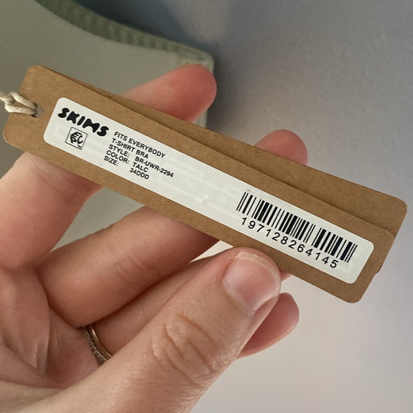 NWT SKIMS fits everybody t-shirt bra 34ddd - Picture 2 of 4